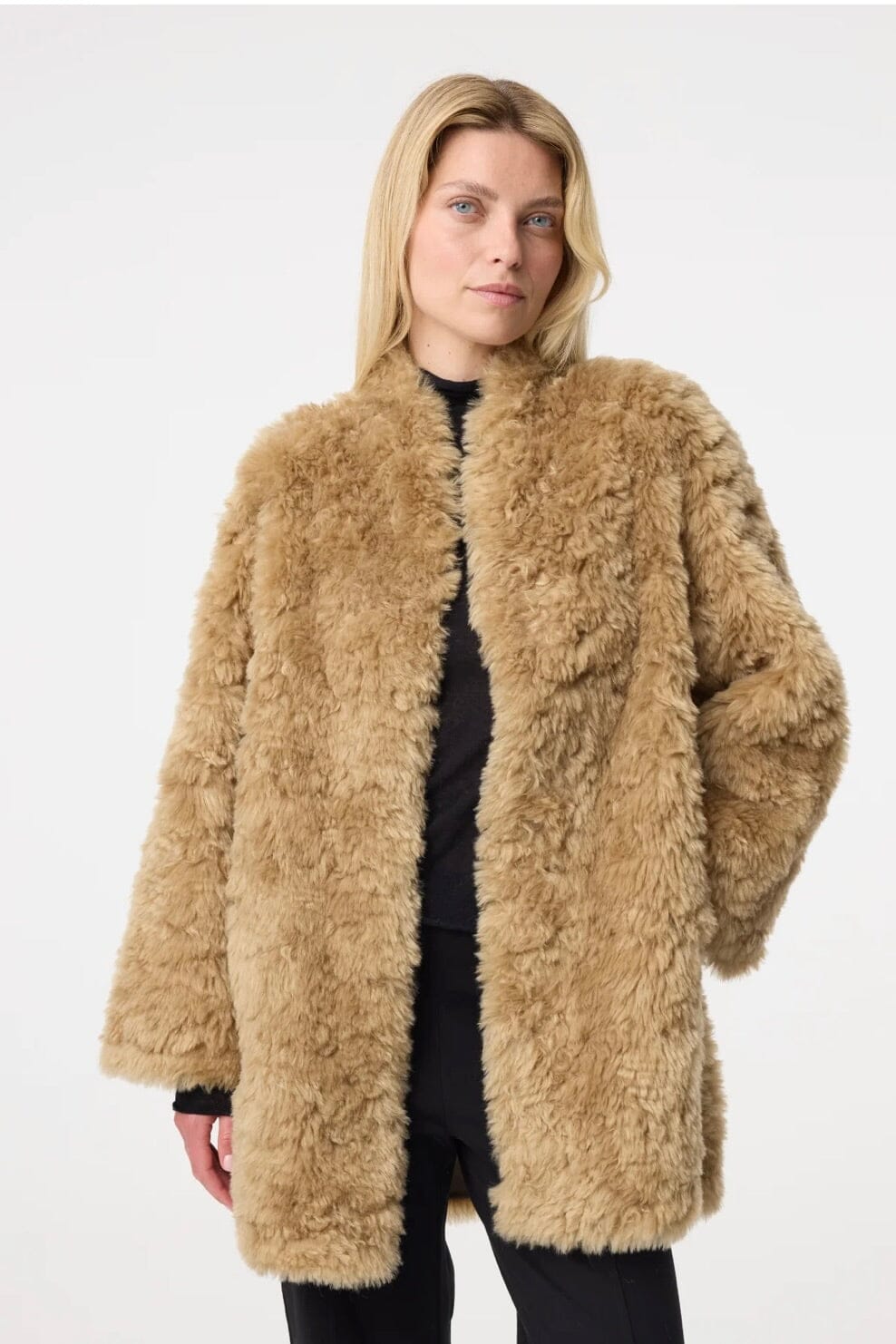 KNIT TED Fakefur Jacke "AKI" hazel