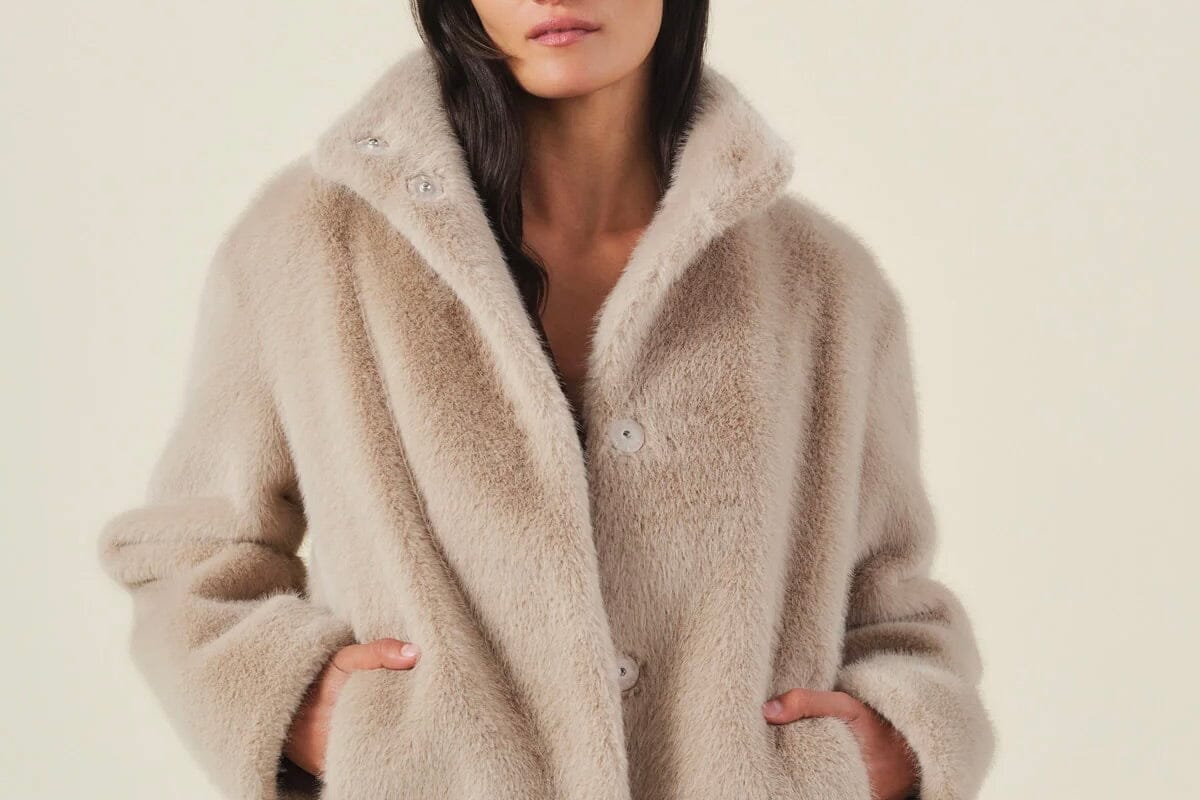 VELVET by Graham and Spencer  Fake Fur Jacke "Sheena" sand