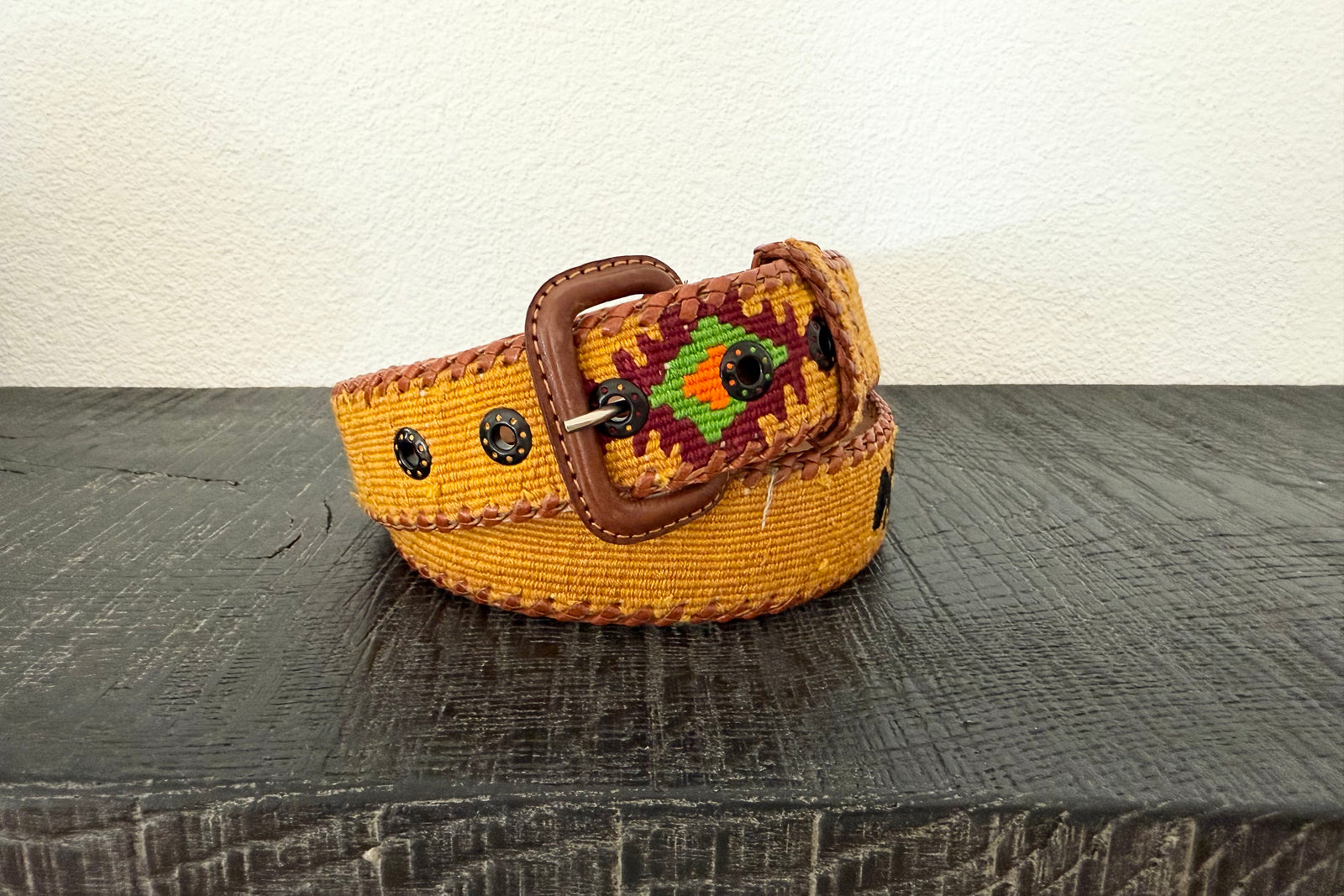 Mehrfarbiger, ethnischer Gürtel "UNYKE" mustard