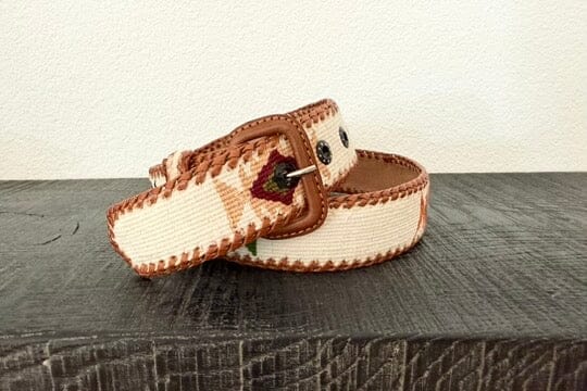 Mehrfarbiger, ethnischer Gürtel "UNYKE" creme