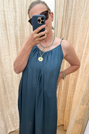 AYRE Trägerviscosekleid "LEXANE" denim