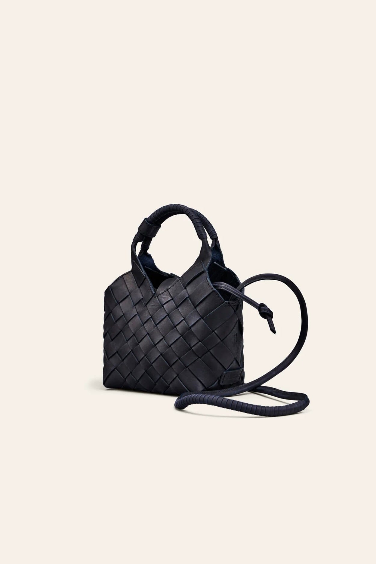 CALAJADE Leather shopper "MISU" MINI - black
