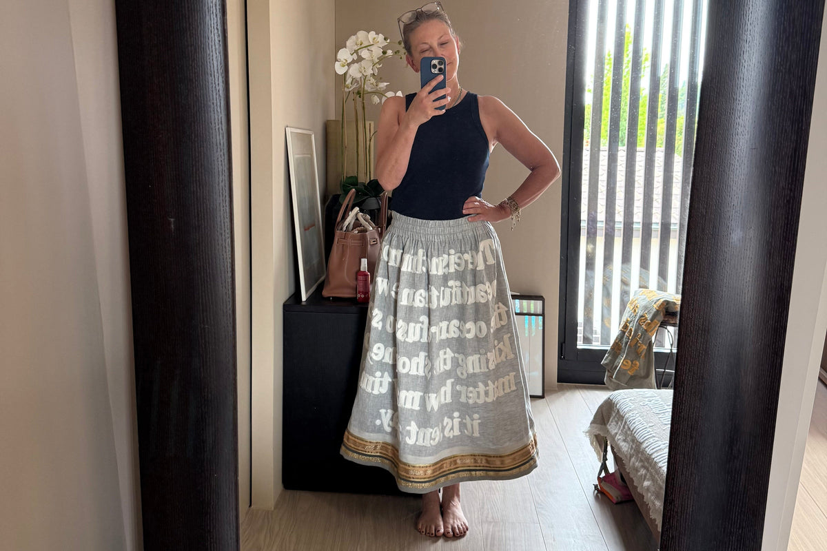 KARIEN BELLE Midi Skirt "POETRY" light gray/blue
