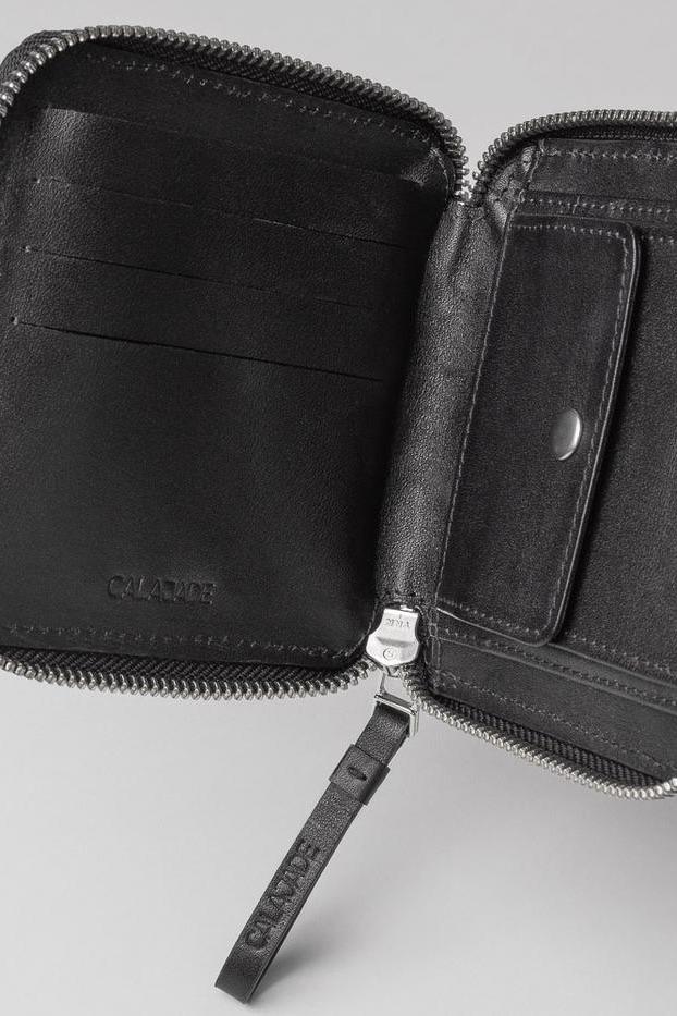CALAJADE Leather wallet "IGGI" - black