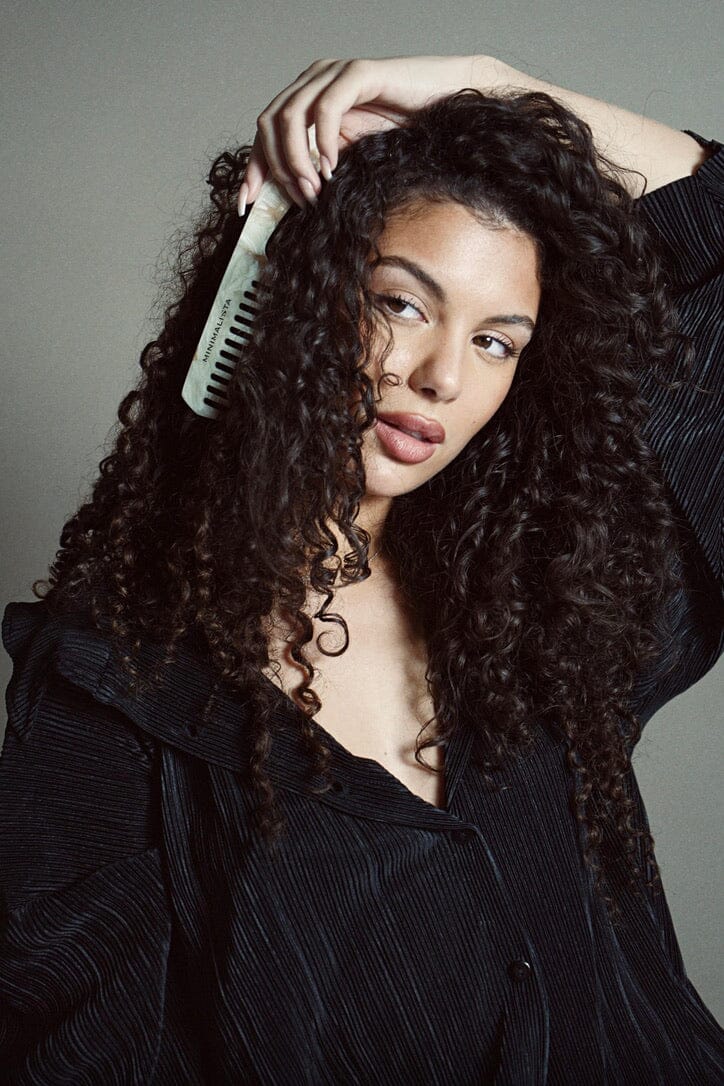 Kamm "The Deets"  von Minimalista ivory