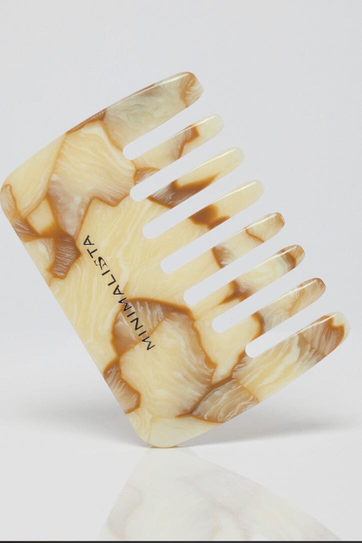 The Petit" comb from Minimalista ivory