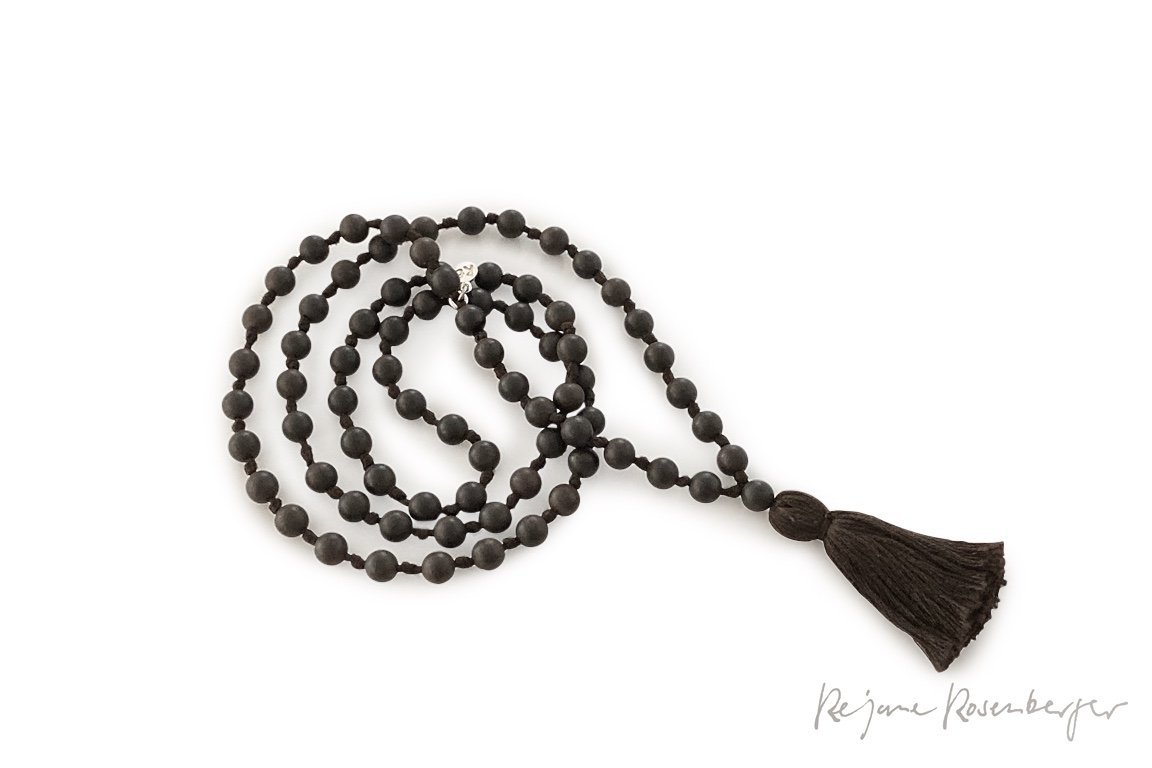 REJANE ROSENBERGER DESIGN eagle mala "Dia" loosely knotted
